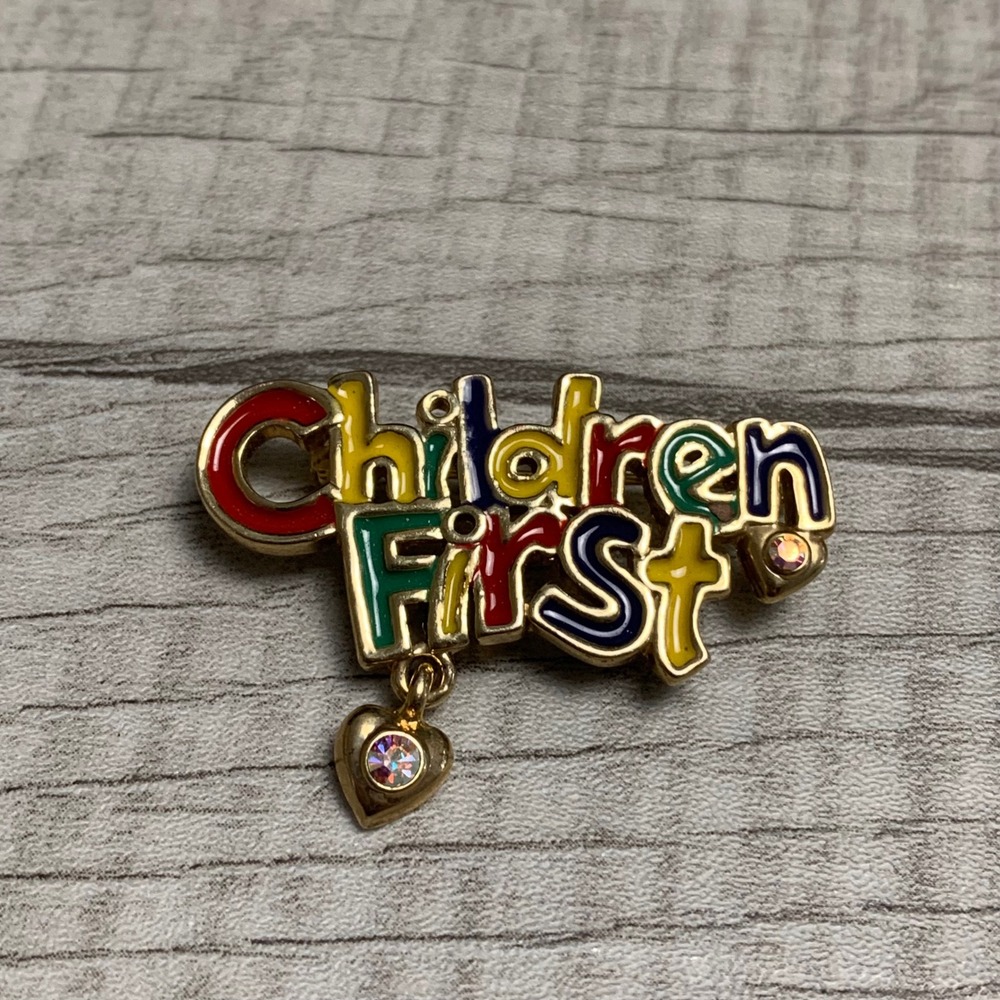 AAI Vintage Children First Enamel Brooch Gold Tone Heart Rhinestone Pin 5217